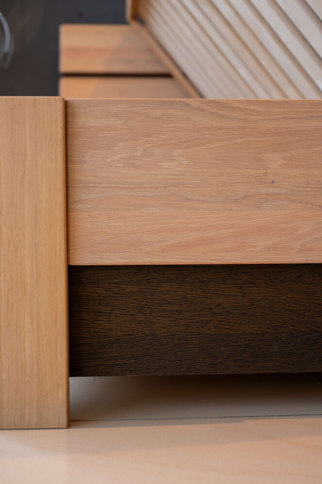 Úložný prostor závěsný (v posteli ELEN)