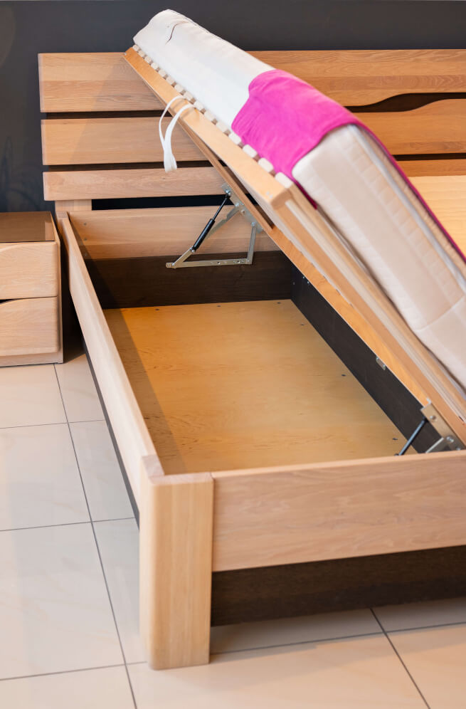 Úložný prostor závěsný (v posteli ELEN)