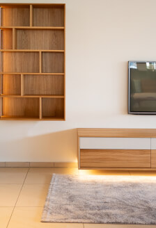 Závesná knižnica LINE Z144-160 s medzistenou