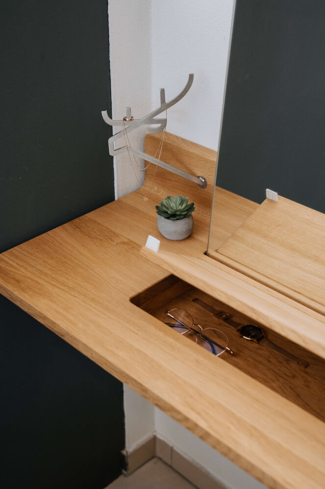 AMANTA dressing table