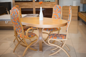 Jedálenský set - stôl AMOS, rozkladacia + stolička SEBA / morenie DUB